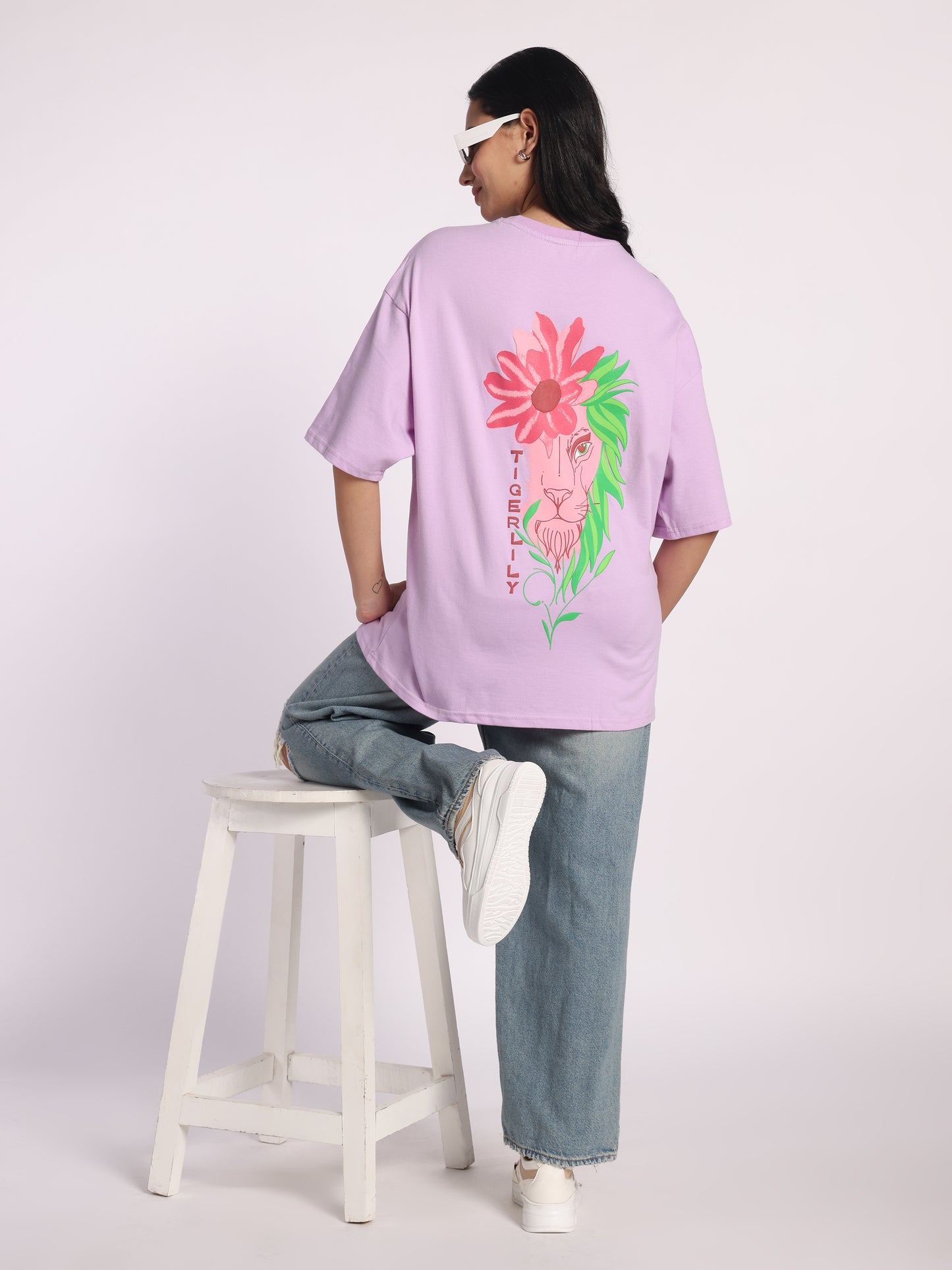 Tigerlily Oversized Graphic T-Shirt for Women 210 GSM | Lavender Cotton Tee with Lion Floral Print | Women Streetwear